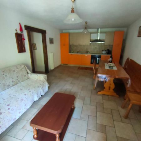 La Tour Leilighet Gignod Rom bilde